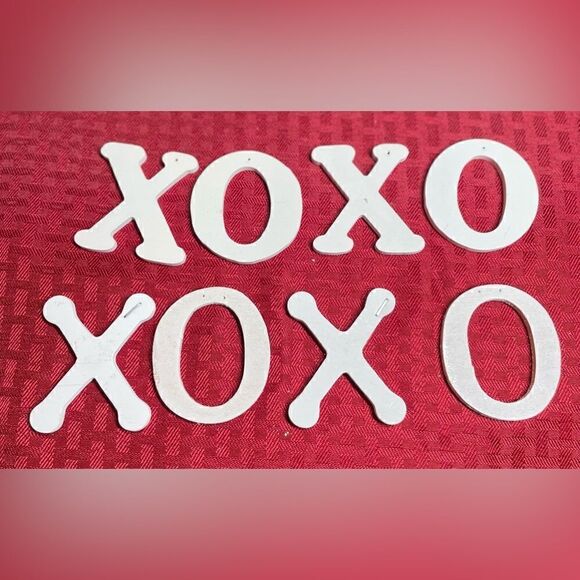 8 NEW! “XOXO” Sparkles Kisses & Hugs Glitter Letters Bonus Set of 8 XOXO Whit… - Picture 3 of 12